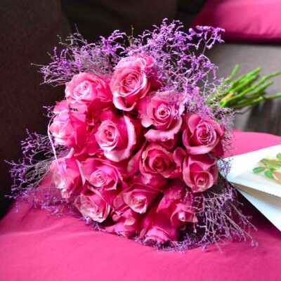 Букет невесты из 15 розовых роз